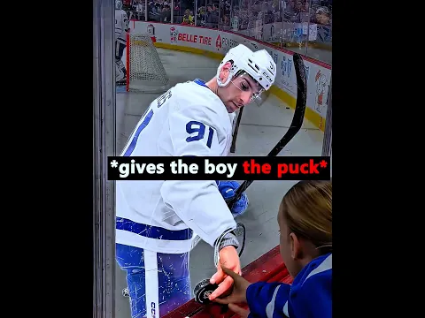 This Player Give the boy the puck ❤️‍🩹🥰 #usa