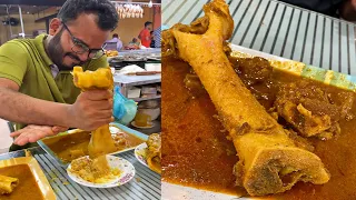Eating Spicy Nalli/Nihari/Paya/ Haleem With Naan Roti at Food Village, Palli Biddut, Savar