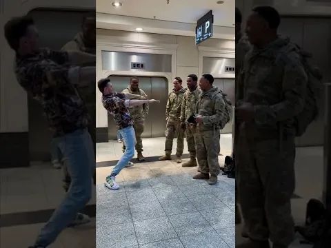 Freestajlo in front of the american soldiers