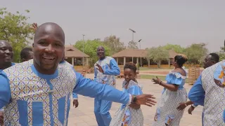 Oh Christ ressuscité - Chorale Saint Michel de Kologh-Naaba