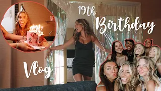 My 19th Birthday Vlog! what I got for my birthday, + I rented a hotel room