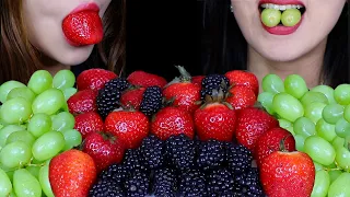 FREESTYLE EATING FRESH FRUITS *BLACKBERRIES, JUICY STRAWBERRIES, WHITE GRAPES* BIG BITES 먹방