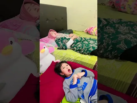 BUNYI HP GANGGUIN ORANG TIDUR AJA