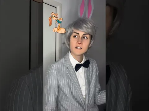 I much prefer the Lola bunny of the movie than that of the series so it’s my old cosplay so simple🫠