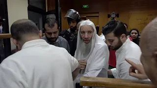 تفاصيل الحكم على محمد حسان .. ولحظة خروجه من محكمة طرة