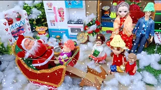 Radha's story part -96/রাধার বাড়িতে  স্যান্টাক্লজ এসে সব বাচ্চাদের ঘুরতে নিয়ে গেল।putuler golpo