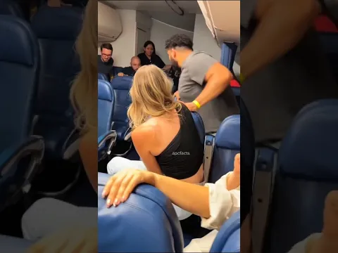A deadly creature entered in the plane 😱🤯 #shorts #viralvideo