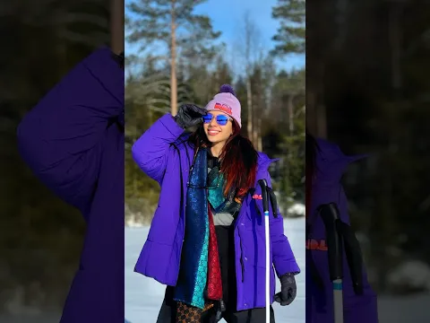 Prof, faz pose pra foto… 📸🤭❄️#CibellyProf #ProfessoraCibelly #neve #viral