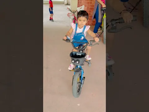 Kashvi ki cycle chal rhi h