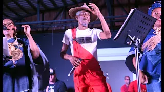 Robert Mavounza, Bakwa nwel medley.