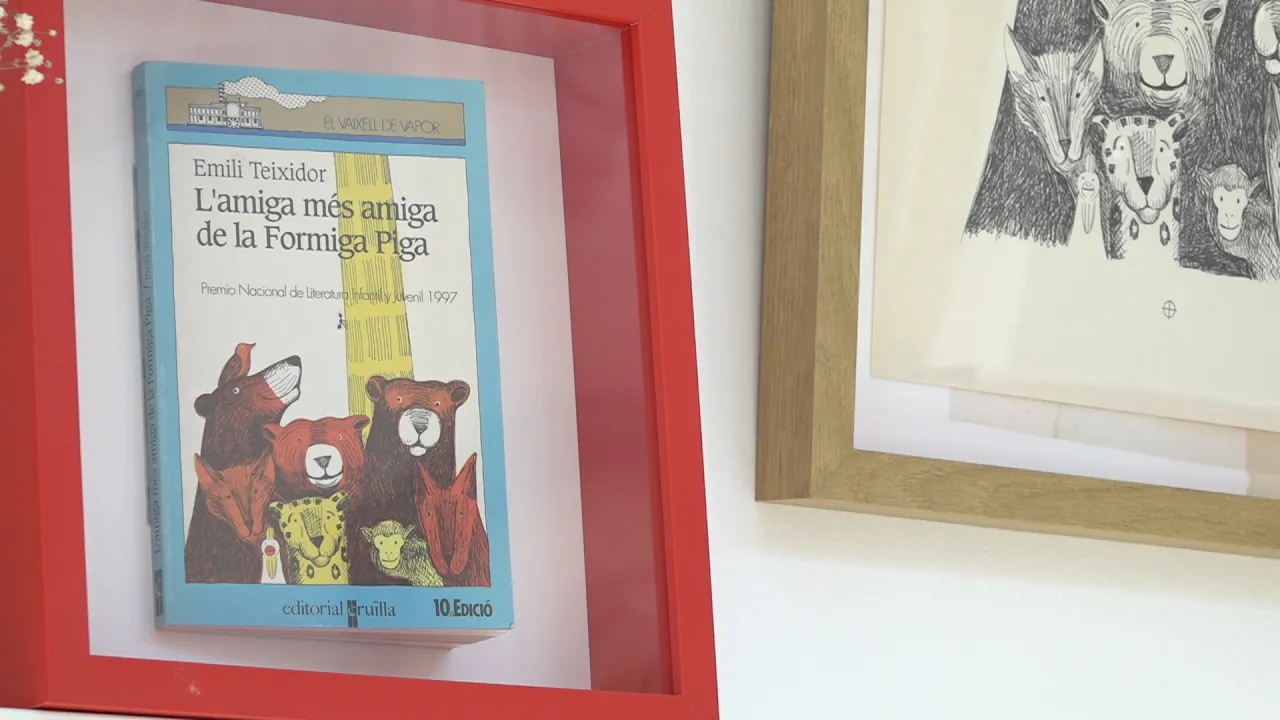 Trenta anys de La Formiga Piga, una exposició que acull la llibreria El Petit Tresor