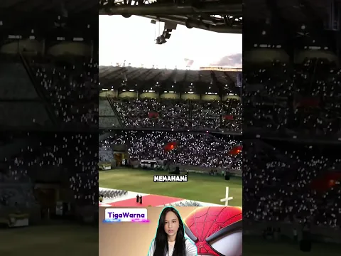 Flash Ponsel Ini Kirim Sinyal Rahasia! #flash #funny #lifehacks #kode #stadion #unexpected #shorts