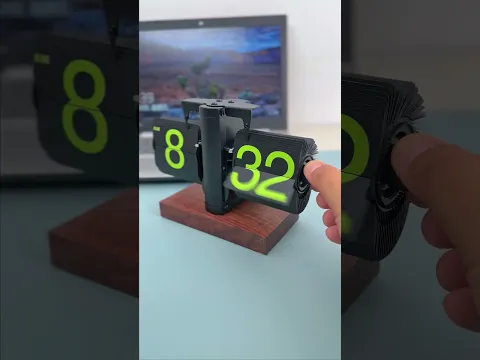 Wow, it's amazing! A super high-end automatic page-turning clock! 🕰️ #shorts