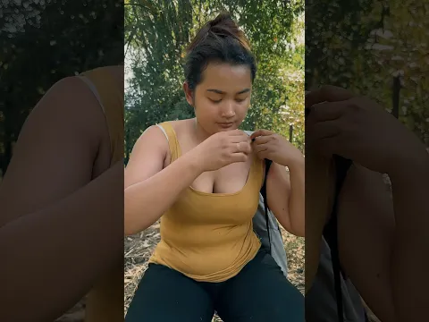 This a  Girls Drink Coconut Water #survival #bushcraft #outdoors #coconut