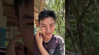 Xuân Đông Vlog trò chuyện cùng mọi người