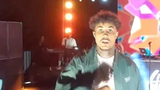 Drone invade Show do MC Livinho e se surpreende.