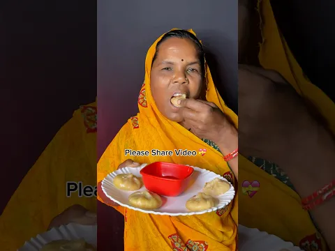 Mummy Momos 🥟 Banaun 💝 #shorts #short #viralvideo #youtubeshorts #trending #momosrecipe