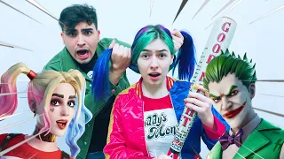VIREI A ARLEQUINA E O CORINGA VEIO ATRAS DE MIM - Marina Bombonato