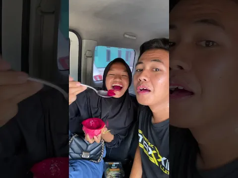 PESAWAT DATANG JATUH😭