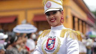 Algunos se equivocaron otros respondieron bien, palillonas centro de atención desfile patrio 2022