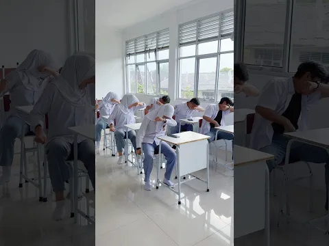 Murid2 bukan nya belajar malah ngeberisikin😱😤 #comedy #funny