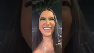 Ajudando meu amigo a escolher o melhor presente pra namorado dele