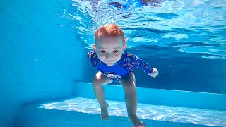 O GAEL MERGULHOU SOZINHO NA PARTE FUNDA DA PISCINA!