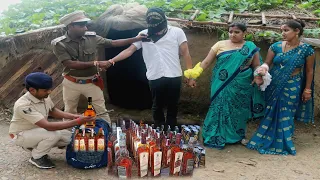 पुलिस ने गाँव में दारू माफ़िया को पकड़ा, 💯-बोतल शराब के साथ, बिहार में चुनाव से पहले, Bindas Films