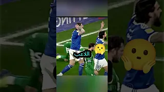هذا اللاعب كان غاضبًا جدًا من الفريق الخصم لأنهم تسببوا في إصابته وما فعله بعد ذلك صدم الجميع!
