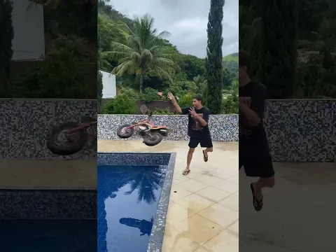 DESTRUI A MINI MOTO 😱 #shorts