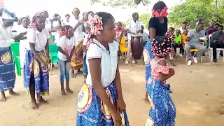 Canto de ação de graças.