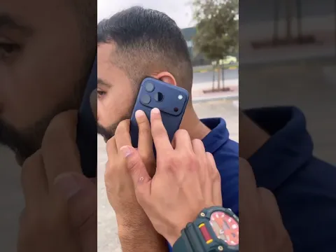 ايفون جديد مزيف عشان يتباهى 😂