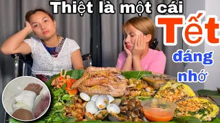 Về VIỆT NAM chưa kịp ăn Tết đã bị què chân ngồi xe lăn, mâm tôm ốc các loại tại khu cách ly #1124