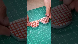 نظارات شمسية مصنوعة من شارة مرسيدس ورقائق الألمنيوم 🕶️