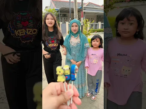 BAGI BAGI COKLAT KARAKTER POKEMON MINION DORAEMON | KASIHAN RAISHA NANGIS GAK DAPET #shorts