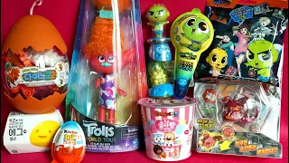 여러장난감, 공룡, 신비아파트, 트롤스, 브레드이발소, 킨더조이, 바쿠간, 달걀, 팽이, various toys