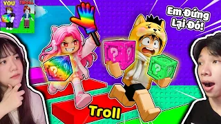 Leo Tháp Bị Người Yêu TROLL Bằng Bàn Tay Siêu Vip 😂 Ngáo Và Kemy Lucky Block Troll Tower Roblox 🎁