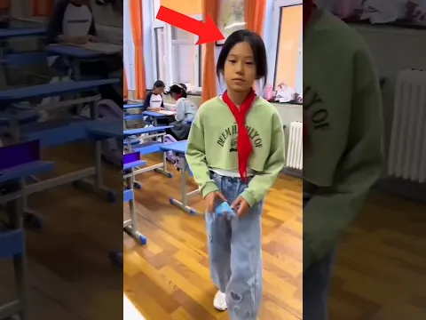 Guru Ini Hancurkan Hadiah Muridnya, Tapi Hadiah Terakhir Bikin Syok! 😱
