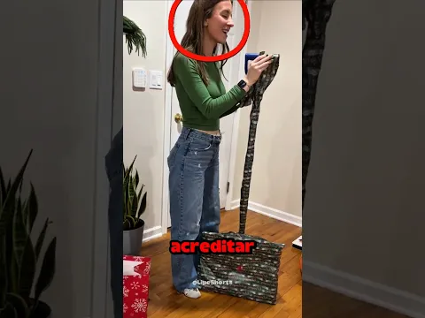 Ela Ganhou Uma Pá de Natal Mas Não Esperava Por Isso 🥹❤️ #curiosidades #shorts