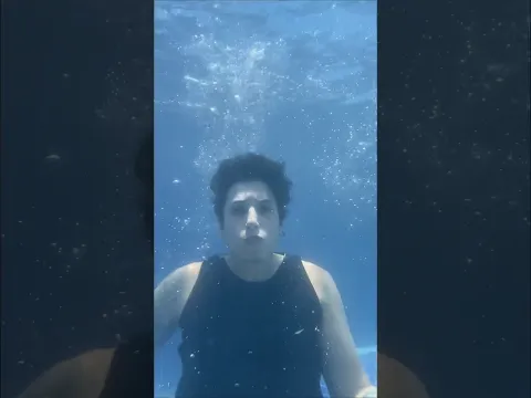 Tipos de pessoas na piscina 3