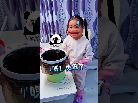 choti ladki chupke se pee rahi thi coka cola