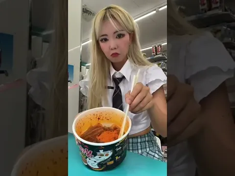 SUBSCRIBE🔥⬆️ KOREAN CONVENIENCE STORE #불닭볶음면 #buldak #buldakramen #까르보불닭 #buldakrecipe