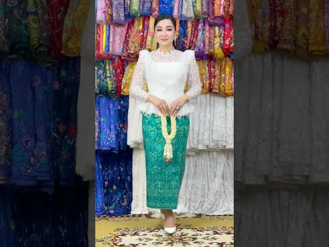 2025's Most Stunning  Khmer beautiful   Fashion Show ឈុត អាវប៉ាក់ ស ទៅវត្ត | Monith Tailor #3
