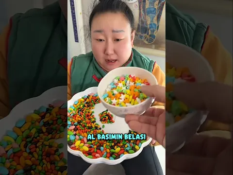 MİNİK Kuşumun JELİBON Merakı! 🎉😈