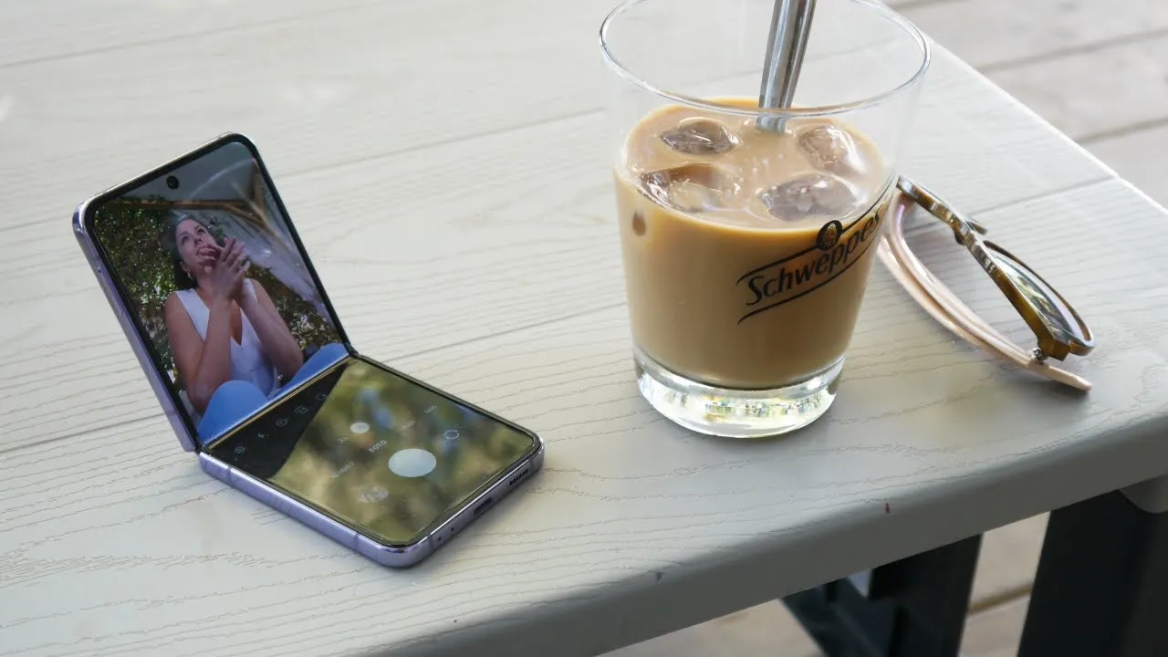 Vido-Test de Samsung Galaxy Z Flip 4 par El Androide Libre